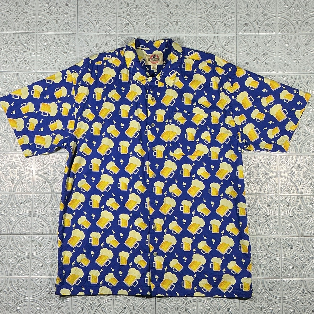 Field & Forest LT Blue Yellow Beer Mug Novelty Short Sleeve Button Down Shirt